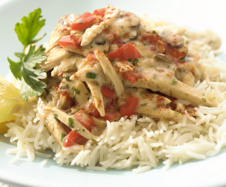 Plate of Turkey & Pepper Stroganoff on a bed of white rice